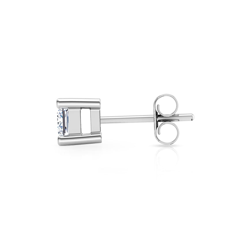 Lucas Solitaire Stud for Men