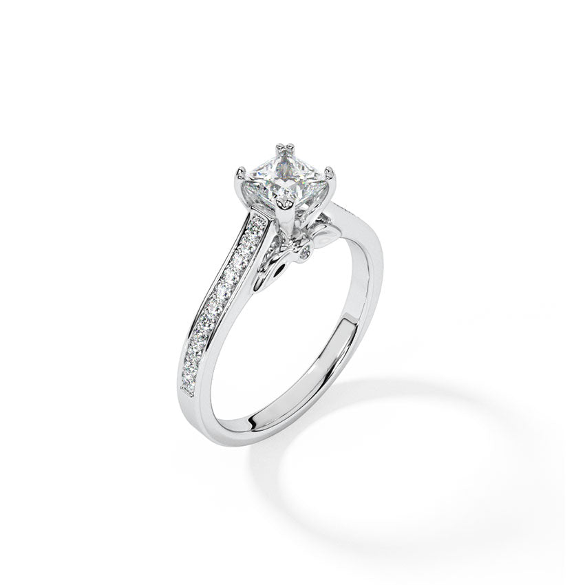 Lillian Elegant Solitaire Ring