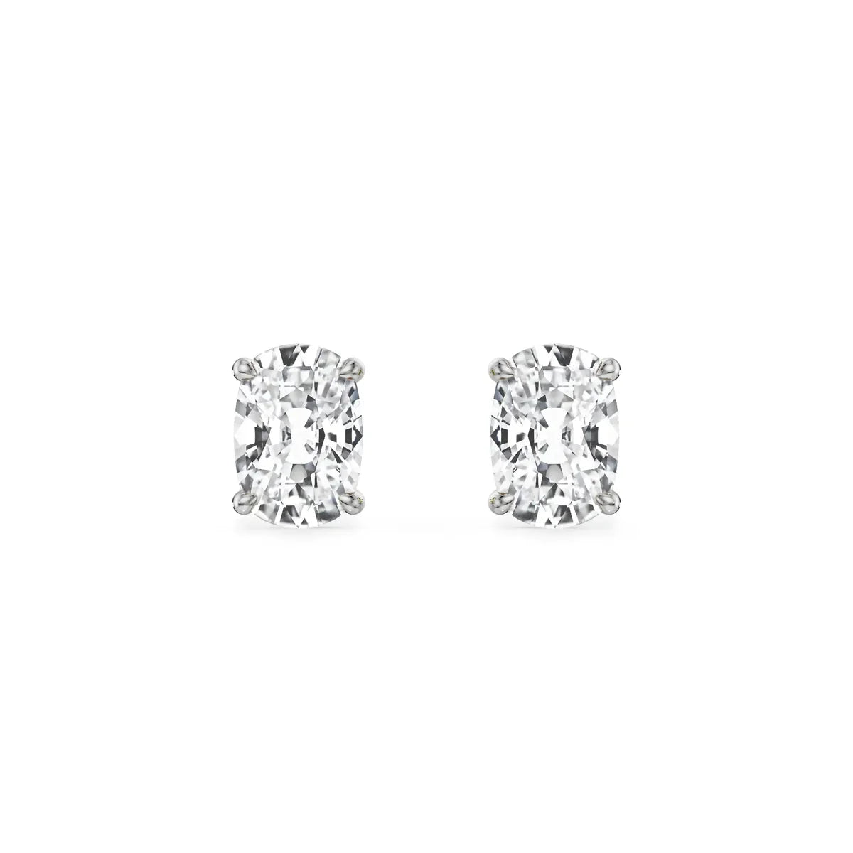 1 CT Enchanting Cushion Lab Grown Brilliant Ear Stud