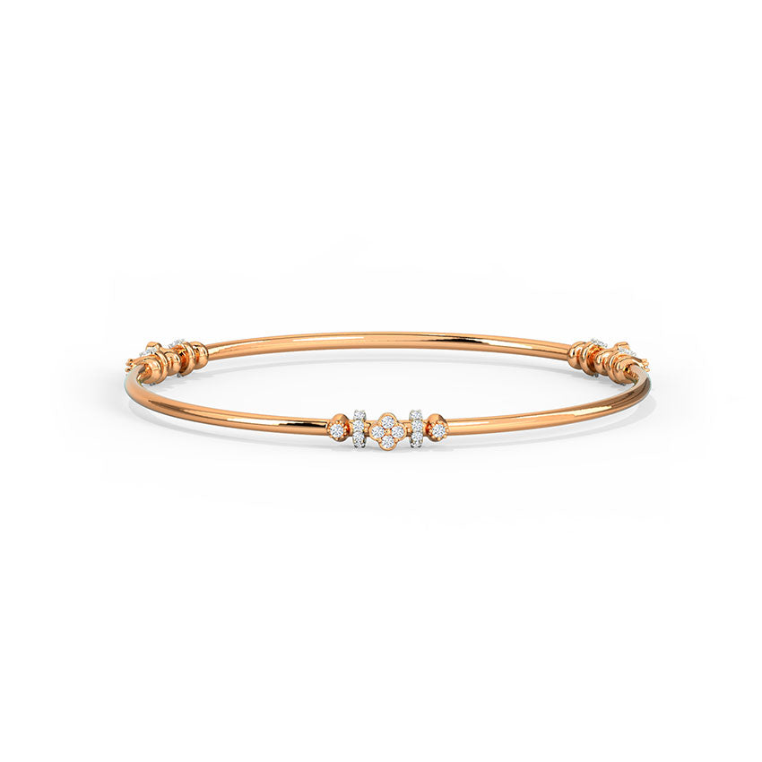 Glimmering Clover Diamond Bangle