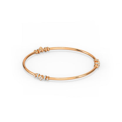 Glimmering Clover Diamond Bangle