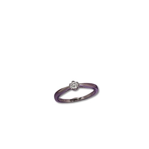 Glimmering Ornate Diamond Ring