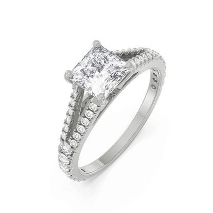Princess Cut Splendor Band in 14KT Gold or 18KT Gold
