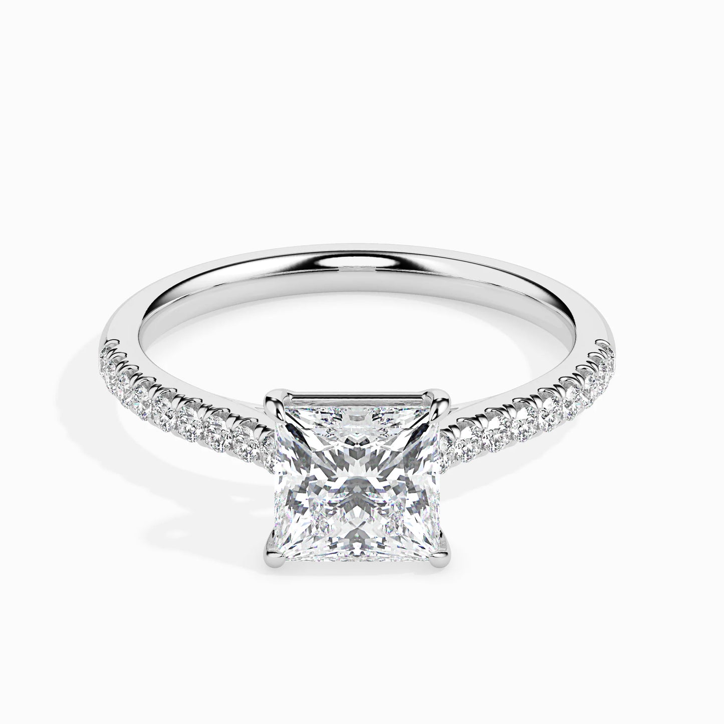 Princess Cut Iconic Circle in 14Kt Gold or 18Kt Gold