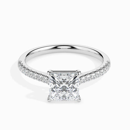 Princess Cut Iconic Circle in 14Kt Gold or 18Kt Gold