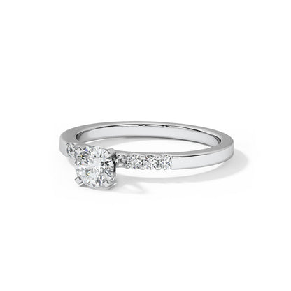 Lizzy Classic Solitaire Ring