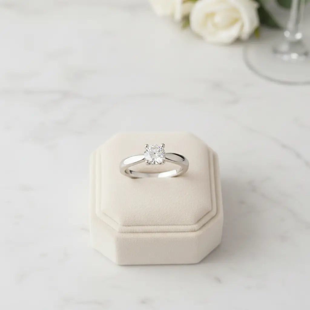 Daniel Classic Solitaire Ring